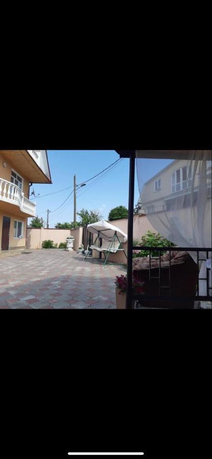 Гостевой Дом Анастасия Сухум Экстерьер фото